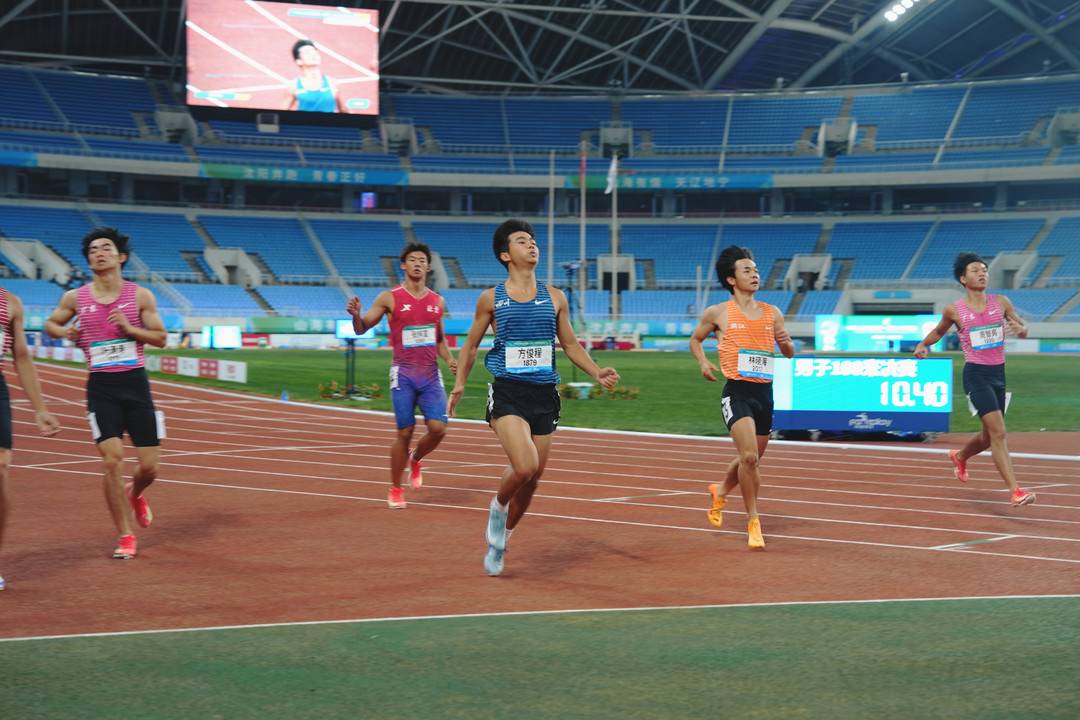 四川包揽男, 不是很相信, cn