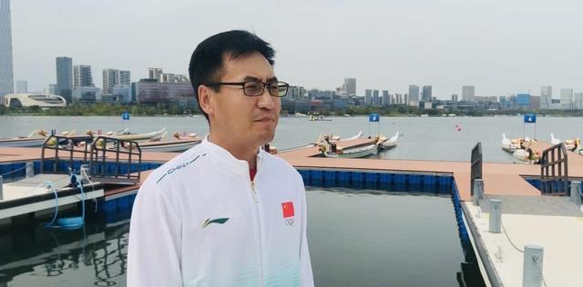 责编, 枚宝贵银牌