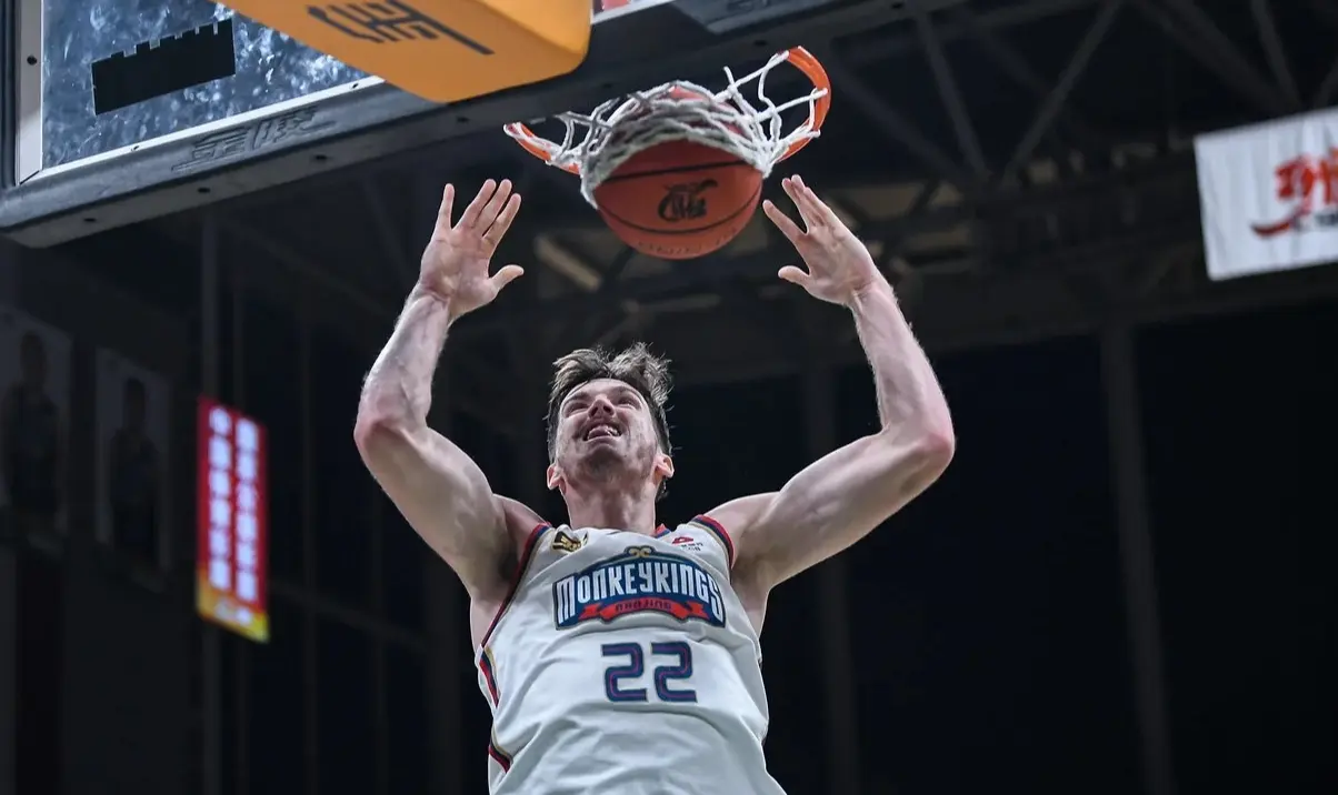 BA打球, 球队出战, 万美元的年 BA打球, 球队出战, 万美元的年