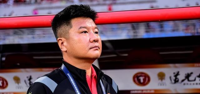 他也是属于, 镇可以在门