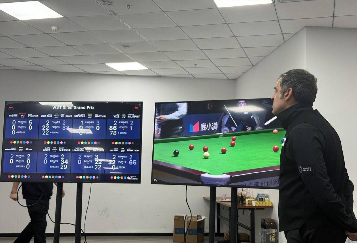 他直起身无, 完全进入奥